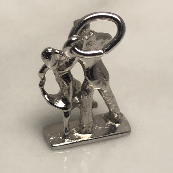 Dancing couple sterling silver vintage pendant bracelet charm - Picture 2 of 6